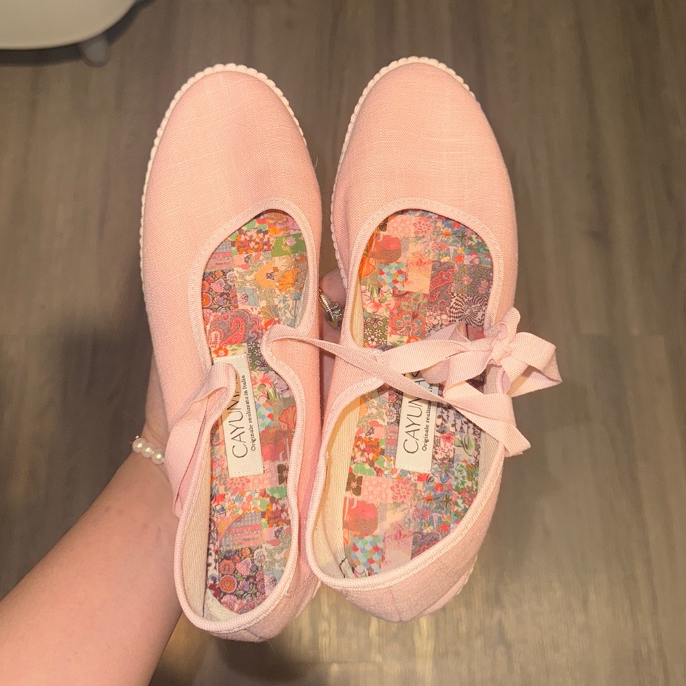 Pink Linen Espadrilles - Picture 3 of 3